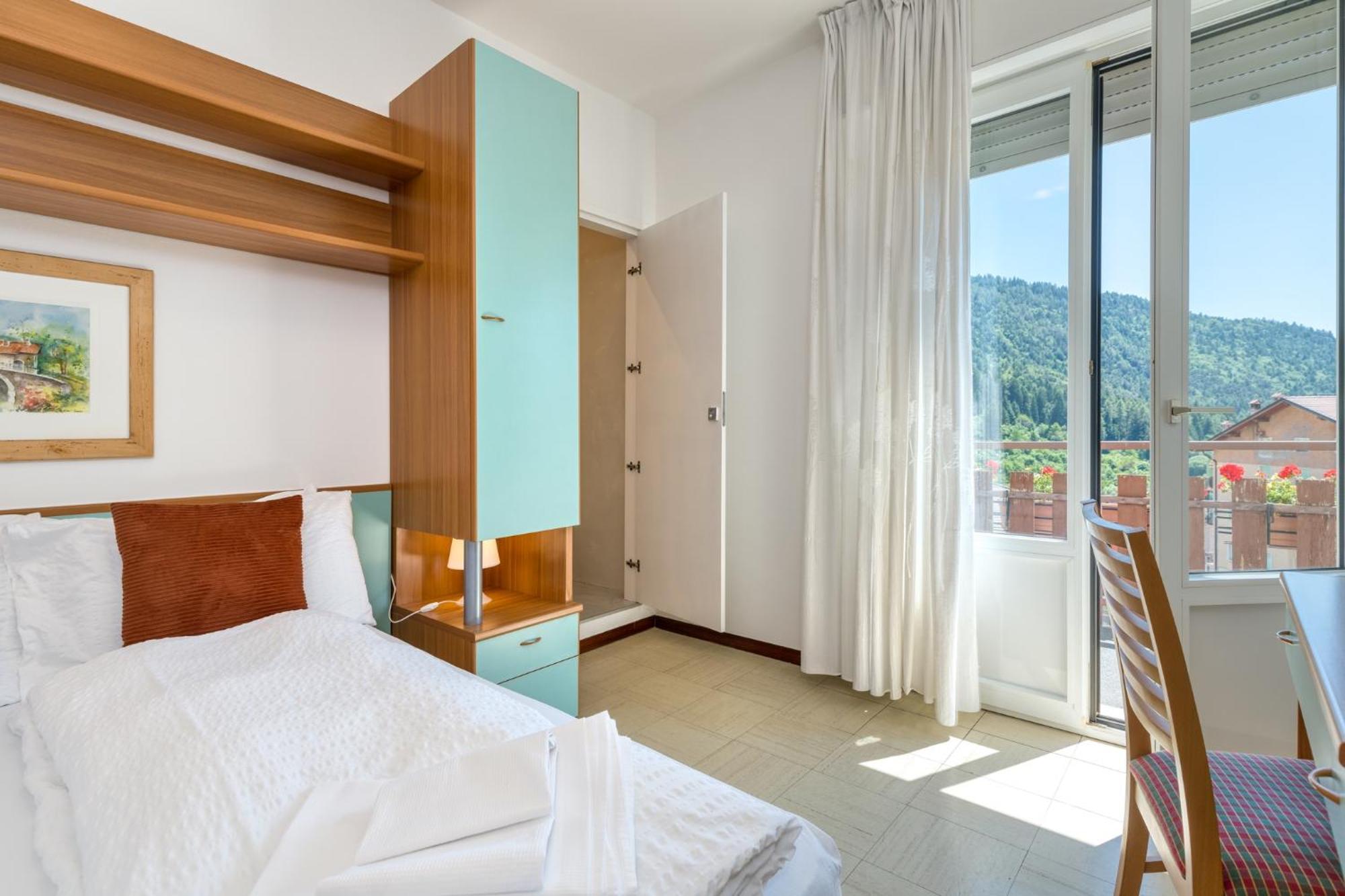 Ronzo-Chienis Hotel Martinelli מראה חיצוני תמונה